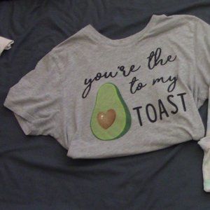 simple graphic tee & hollister tee